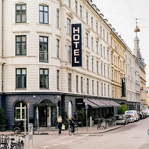 Hotell Ibsens ***