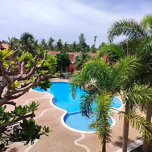 Semesteranläggning (resort) D.r. Lanta Bay ***